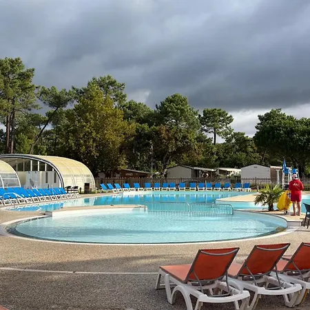 Campingplads Mobil 4 Etoiles Les Viviers